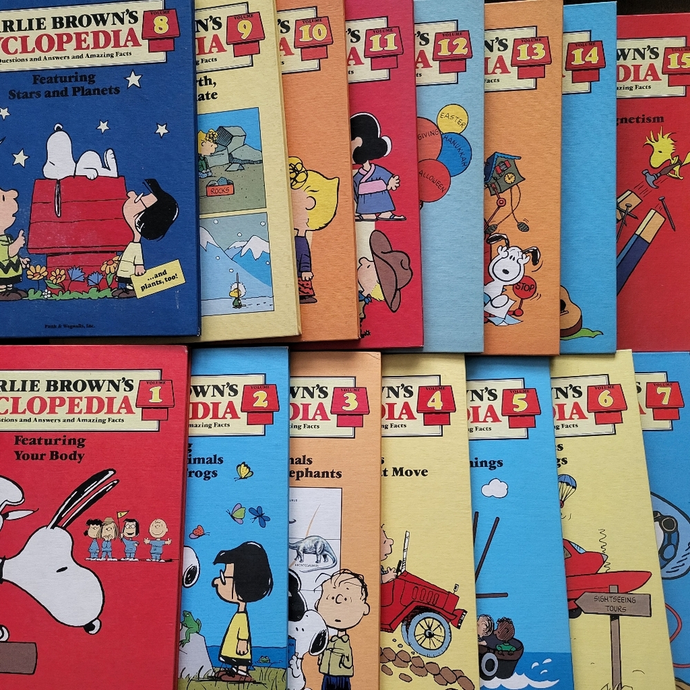 Full set vintage Charlie Brown's 'Cyclopedia
